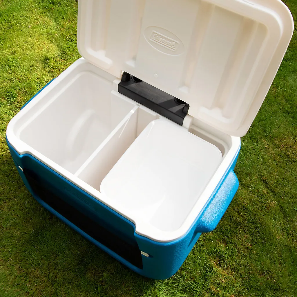 Coleman Kühlbox "50 QT Polylite Wheeled Mesh" 8 Coleman Kühlbox "50 QT Polylite Wheeled Mesh" – Bild 6