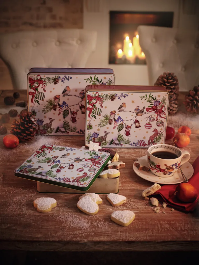 Hutschenreuther Xmas Weihnachtslieder 3 Plätzchendosen Leise Rieselt Der Schnee 2022 5 Hutschenreuther Xmas Weihnachtslieder 3 Plätzchendosen Leise Rieselt Der Schnee 2022 – Bild 3