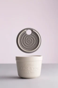 Mason Cash Knoflook Rasp + Kom Innovative Kitchen 21 Mason Cash Knoflook Rasp + Kom Innovative Kitchen -Mepalhom Geschaft a9294cd10ac967d92c336ff5c1d57a99