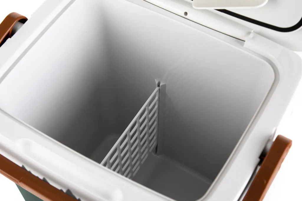 Tragbare Kühlbox Peme Ice-on Mini-Kühlschrank Für Auto Und Camping 32 Liter - In Pine Forest Grün 5 Tragbare Kühlbox Peme Ice-on Mini-Kühlschrank Für Auto Und Camping 32 Liter - In Pine Forest Grün – Bild 3