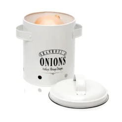 Klarstein Granrosi Iowa Zwiebeltopf Zwiebel-Vorratsdose Zwiebelbox Zwiebelbehälter , Emaille-Stahlblech , Ca. 17 X 22,5 X 14 Cm (BxHxT) , Rostfrei , Lüftungsöffnungen , Füllmenge: Ca. 1,6 Kg Zwiebeln , Seitengriffe , Creme -Mepalhom Geschaft df5baf97bcee42d310ec3cfc1d315ddc